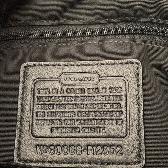 Coach F12852 Black Metallic Canvas  & Leather Jacquard Studded messenger bag - Picture 12 of 13